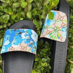 Floral Gucci slides